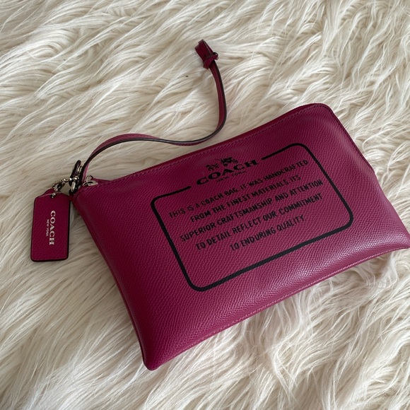 COACH New York wristlet or cosmetic bag - Picture 1 of 11